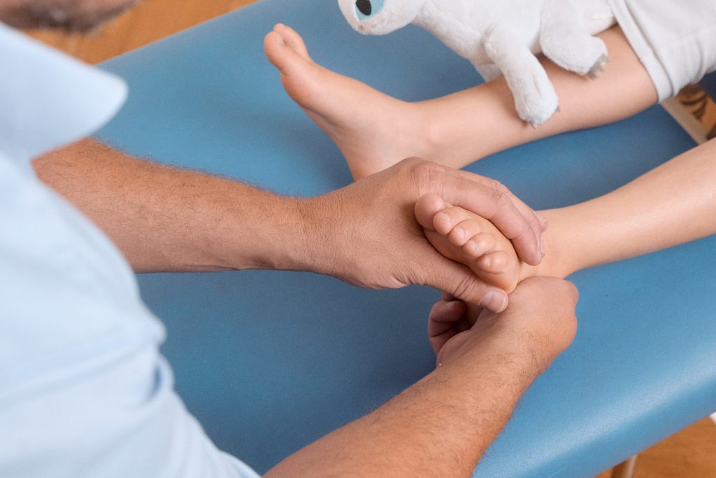 Foto von Manueller Medizin bei Kindern